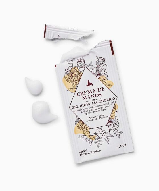 crema-de-manos-con-alcohol-desinfectante-tusachet